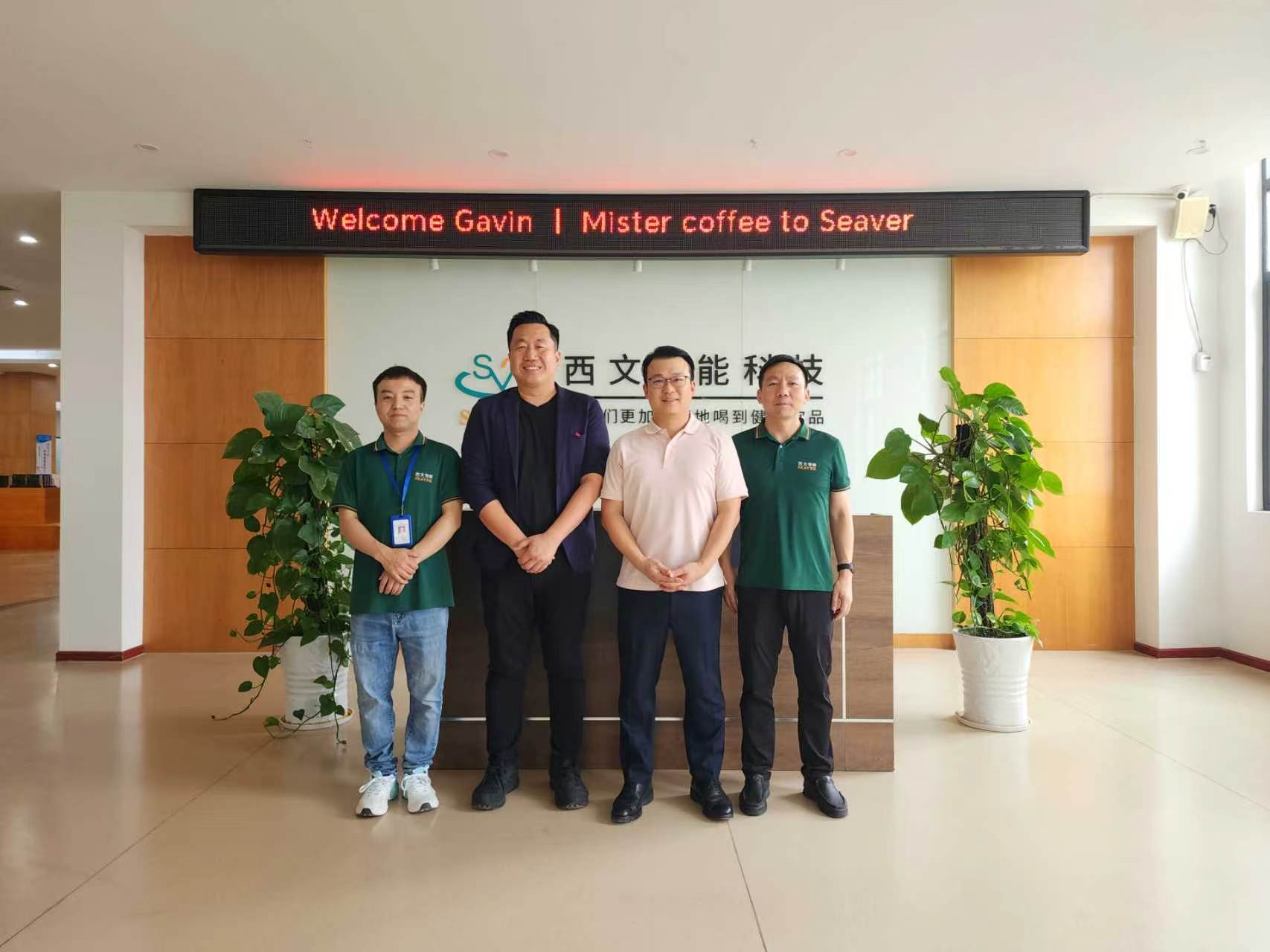 Cosa distingue le macchine da caffè a capsule SEAVER? Test in loco e revisione della visita in fabbrica del cliente malese