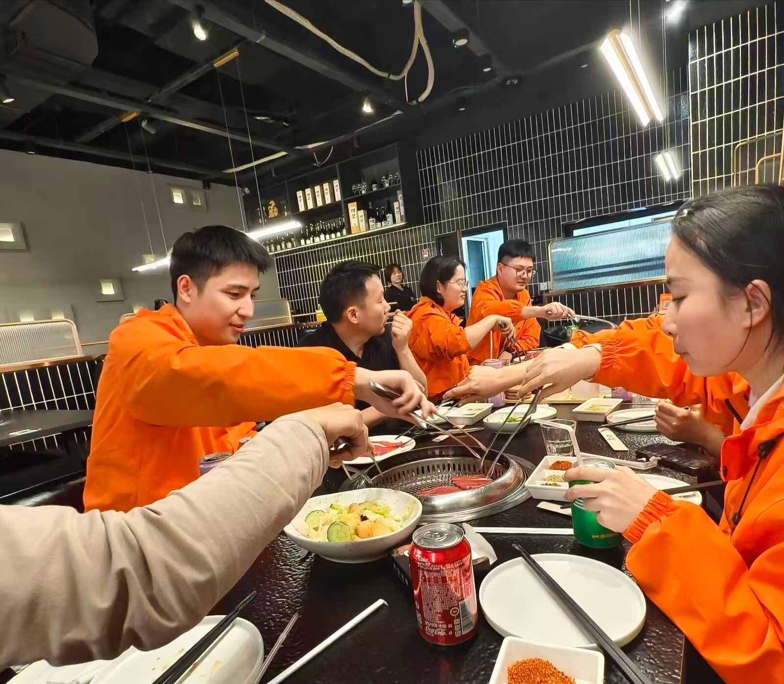 In che modo l'attività di team building aiuta Zhejiang SEAVER a ottimizzare la ricerca, lo sviluppo e la produzione di macchine da caffè domestiche?