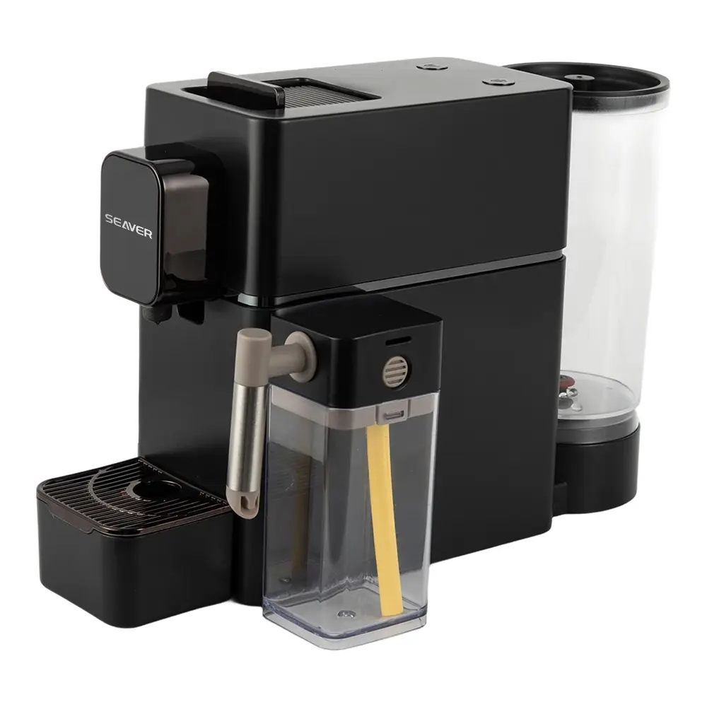 Caffettiera a capsule con montalatte